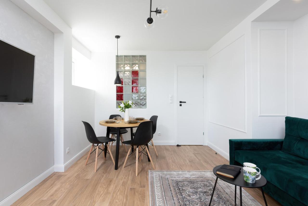 Metro Marymont Apartment By Noclegi Renters 바르샤바 외부 사진