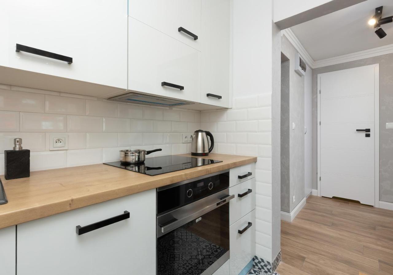 Metro Marymont Apartment By Noclegi Renters 바르샤바 외부 사진