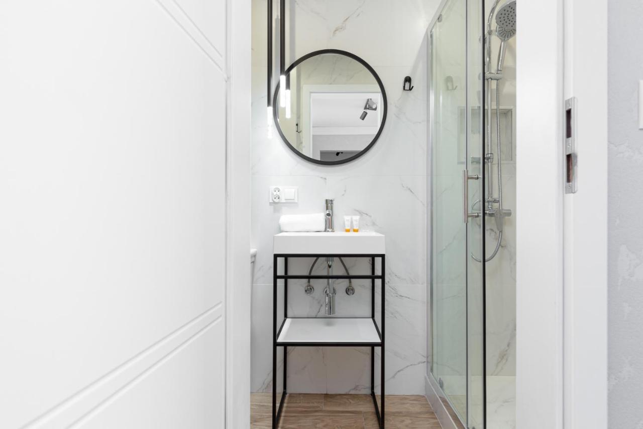 Metro Marymont Apartment By Noclegi Renters 바르샤바 외부 사진